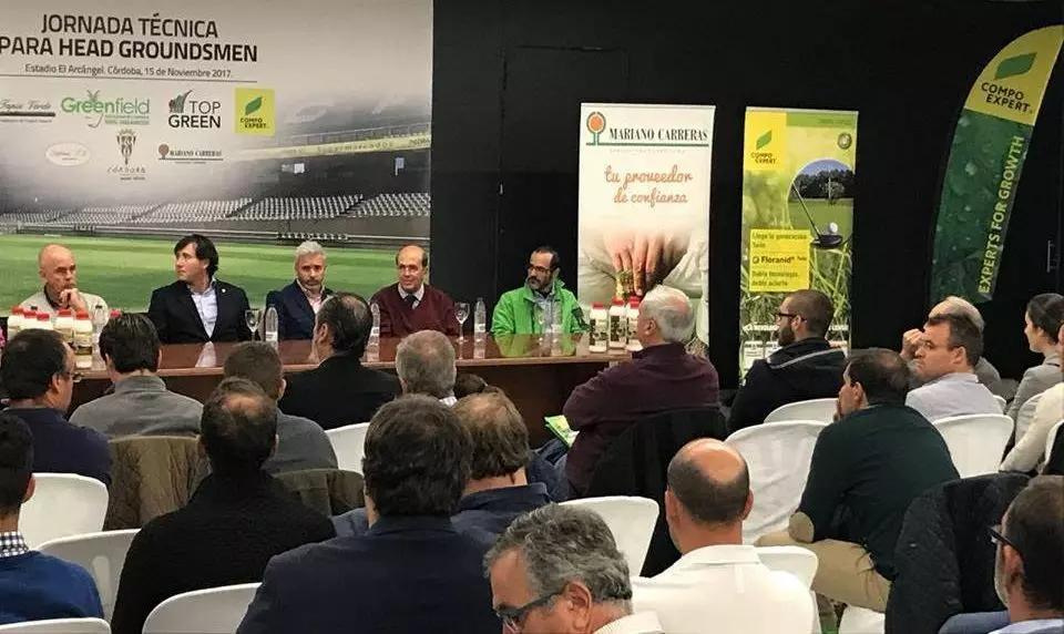 COMPO EXPERT aúna esfuerzos con los Greenkeepers y profesionales del sector