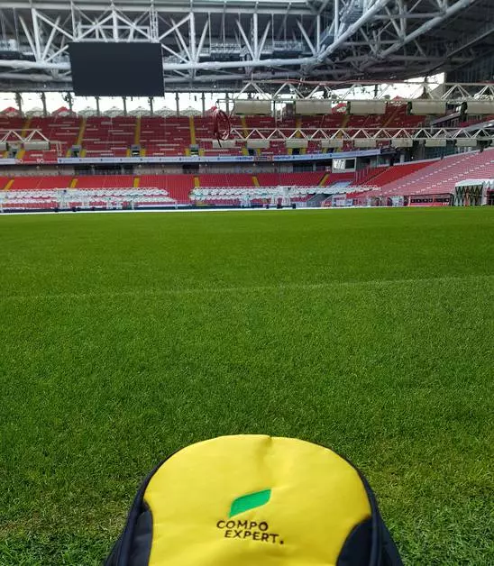 Hemos pisado la ‘alfombra’ del estadio BayArena, en Leverkusen